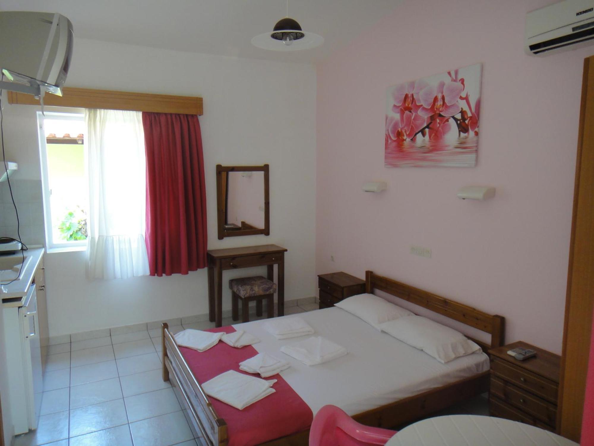 Bungalows Camping Kouyoni Gerakini Bagian luar foto