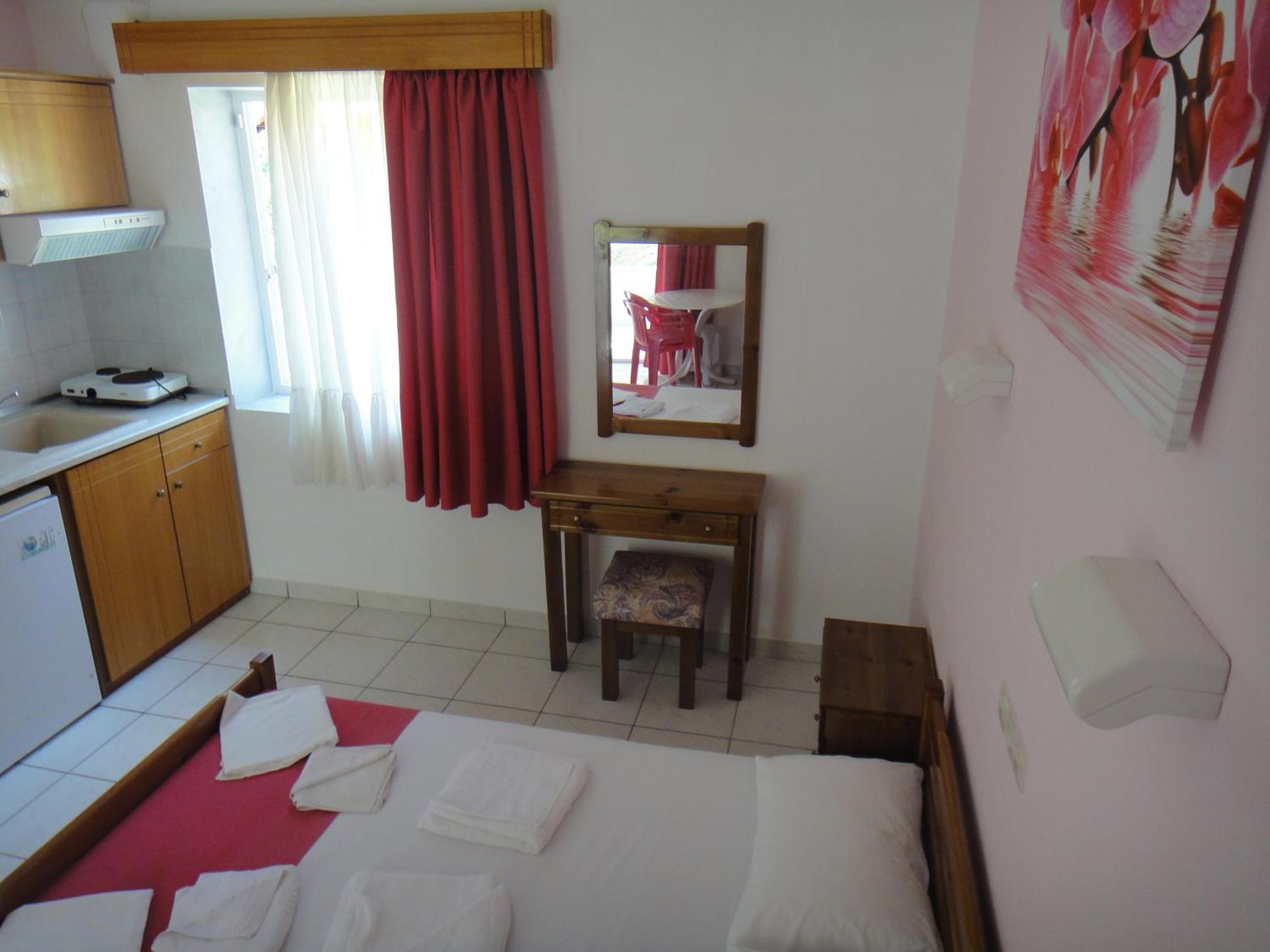 Bungalows Camping Kouyoni Gerakini Bagian luar foto