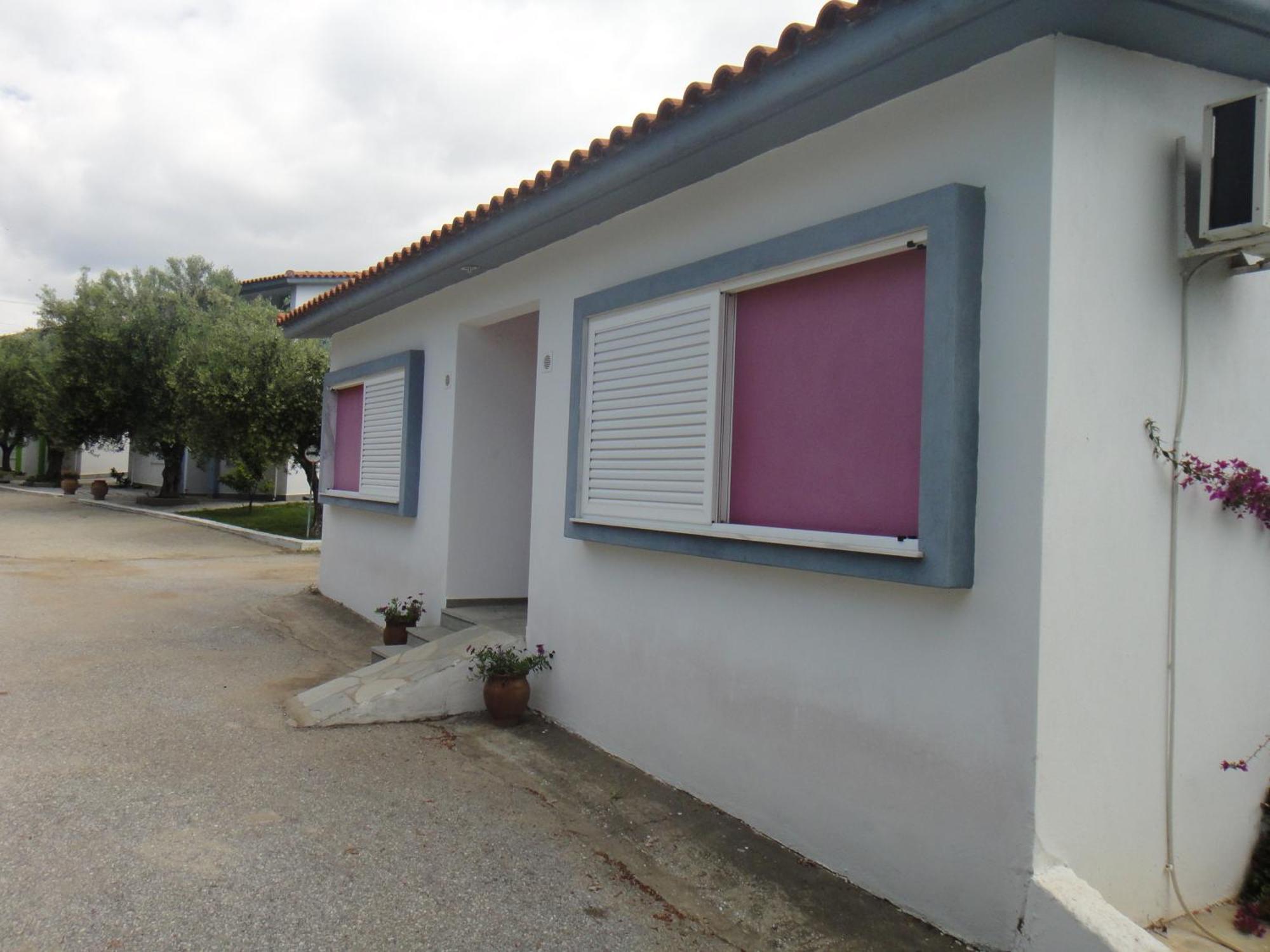 Bungalows Camping Kouyoni Gerakini Bagian luar foto