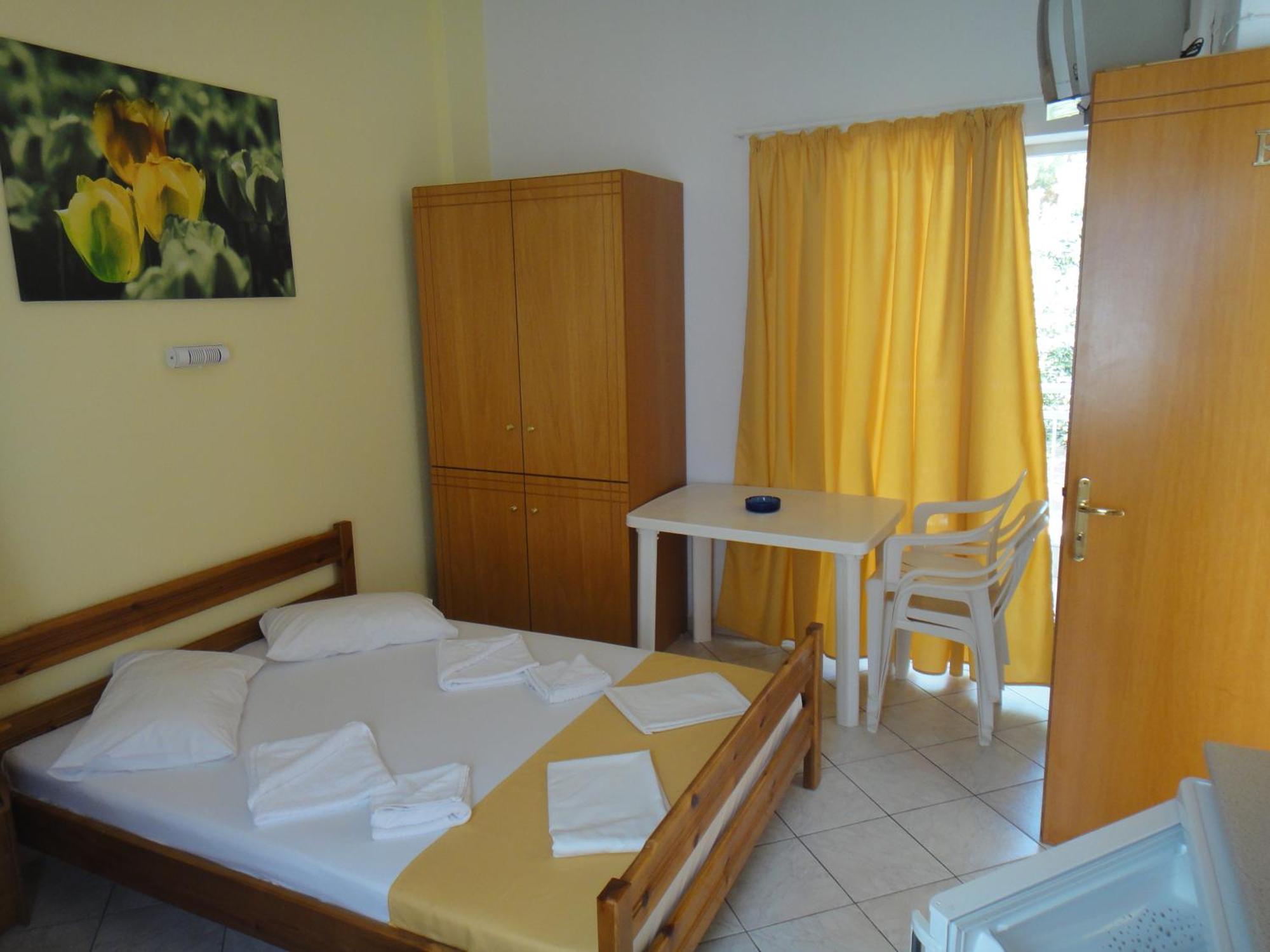Bungalows Camping Kouyoni Gerakini Bagian luar foto